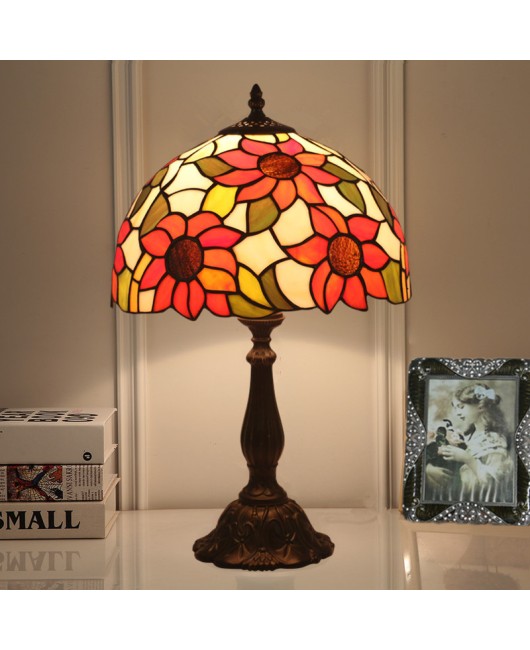 Cross border European retro desk lamp, bedroom bedside lamp, creative countryside bar, coffee shop, Western restaurant decoration table lamp