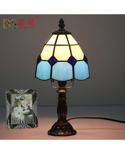 Cross border European retro creative Mediterranean bedroom bedside lamp bar coffee shop decoration small table lamp feeding night light