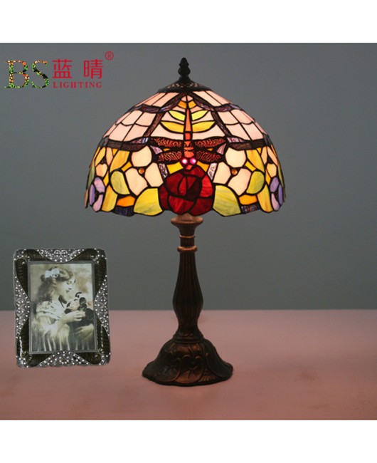 Cross border European retro luxury creative lighting, desk lamp, bedside table, study room, living room, bar, coffee shop, hotel, villa