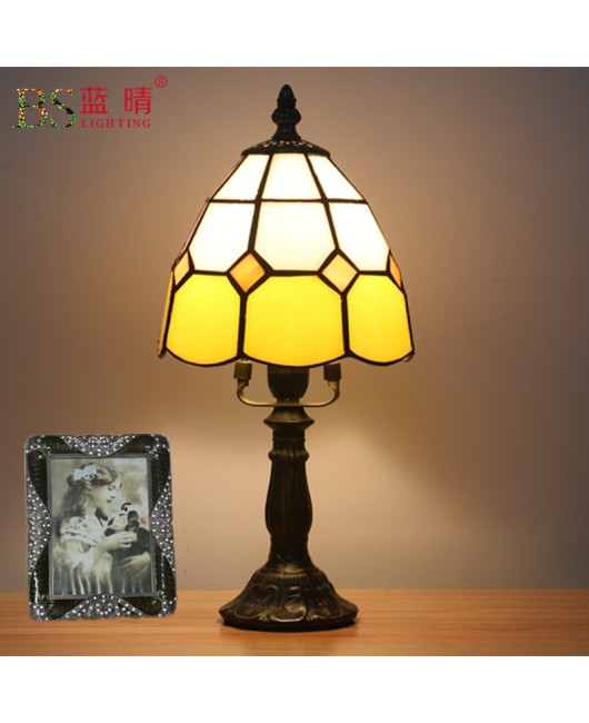 Cross border European retro creative Mediterranean bedroom bedside lamp bar coffee shop decoration small table lamp feeding night light