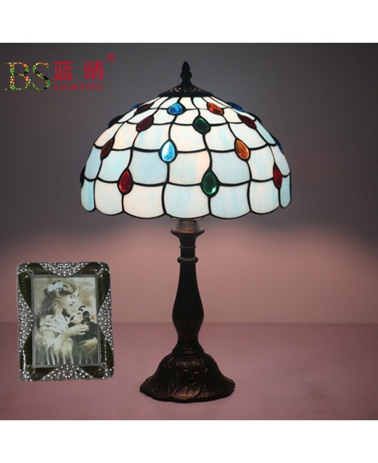 Foreign trade cross-border direct sales European retro creative lighting pastoral Japanese Korean Southeast Asian American decorative table lighting
