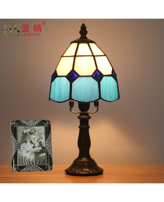 Cross border European retro creative Mediterranean bedroom bedside lamp bar coffee shop decoration small table lamp feeding night light