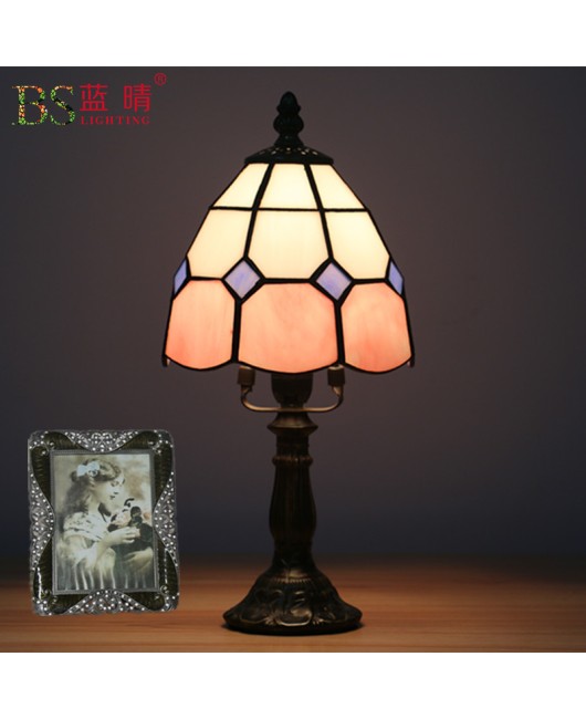 Cross border European retro creative Mediterranean bedroom bedside lamp bar coffee shop decoration small table lamp feeding night light