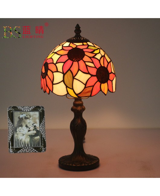 Cross border direct sales of Ti European style desk lamps, creative bars, cafes, Western restaurants, bedrooms, bedside lamps, retro desk lamps, Ni