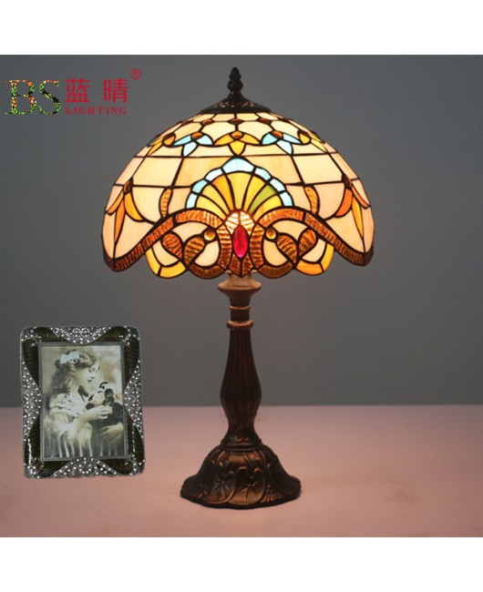Cross border export European retro creative color glass Baroque shell table lamp bedside restaurant bar lamp lighting