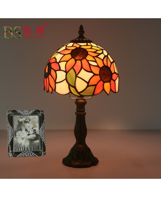 Cross border direct sales of Ti European style desk lamps, creative bars, cafes, Western restaurants, bedrooms, bedside lamps, retro desk lamps, Ni