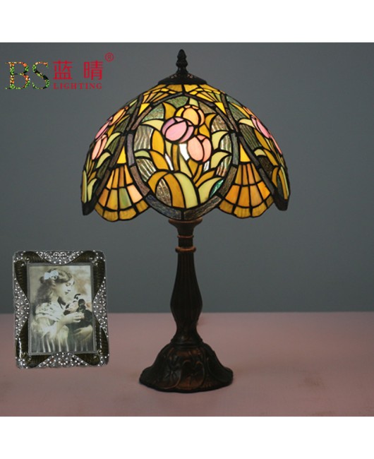 Cross border direct sales of 12 inch Tiffany luxury desk lamp, European retro countryside, Republic of China old Shanghai decorative table lamp
