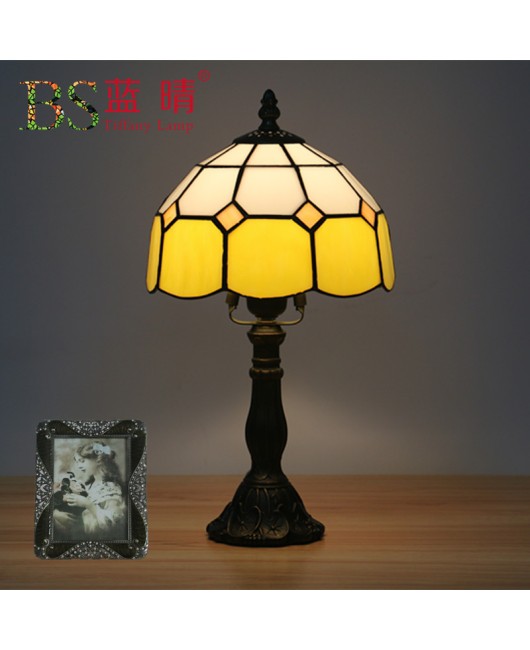 Cross border exclusive Mediterranean American minimalist bedroom bedside lamp, wedding room study, European retro fashion creative desk lamp