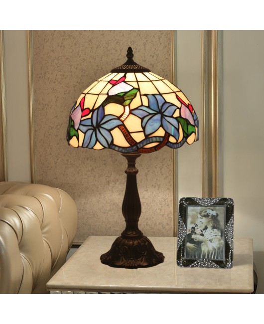 Cross border direct sales of 12 inch Tiffany European desk lamp, bedroom bedside table lamp, retro creative colored glass warm light