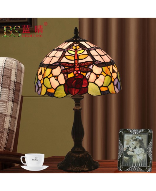 Cross border European retro luxury creative lighting, desk lamp, bedside table, study room, living room, bar, coffee shop, hotel, villa