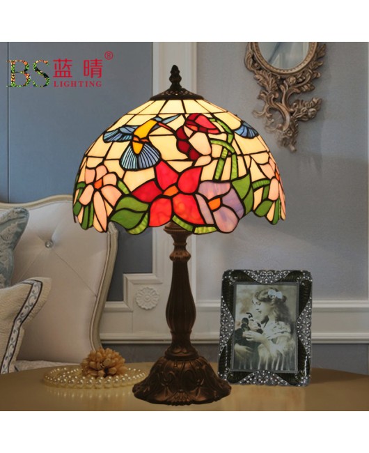 Cross border European retro creative desk lamp for foreign trade, bedroom bedside, living room, study, dining room, bar, coffee, wedding room, desk lamp