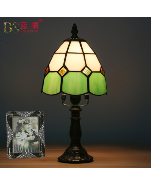 Cross border European retro creative Mediterranean bedroom bedside lamp bar coffee shop decoration small table lamp feeding night light
