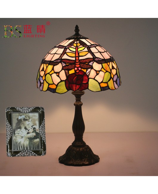 Cross border European retro luxury creative lighting, desk lamp, bedside table, study room, living room, bar, coffee shop, hotel, villa