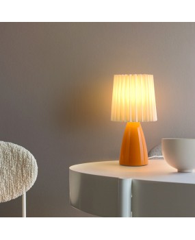 Milk shake table lamp, pleated retro bedroom bedside lamp, small night light, Nordic ins girl atmosphere light, bedside table decoration