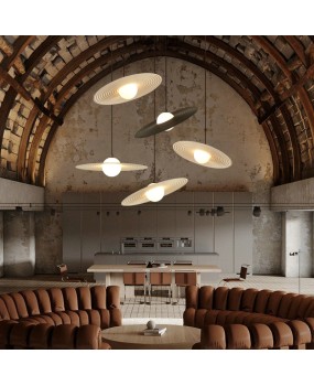Disc pendant light creative UFO restaurant Western restaurant Milk tea shop pendant light internet famous model room creative LED light