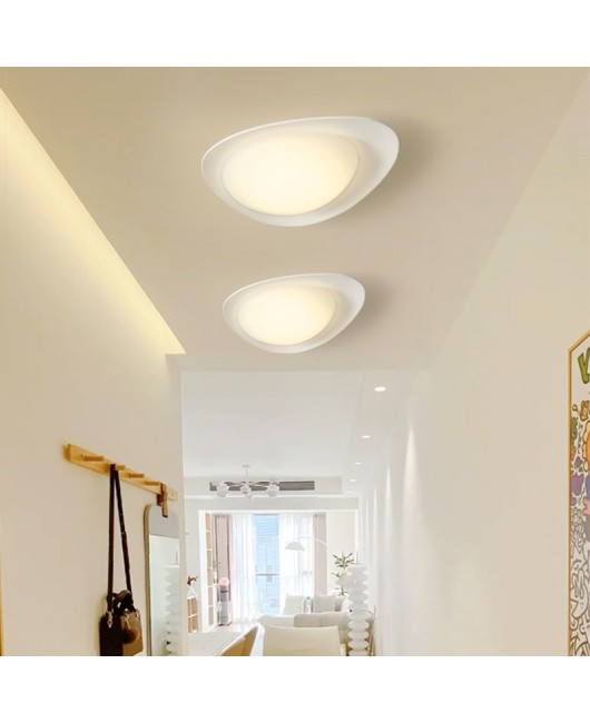 Bedroom lamp Ceiling lamp Modern minimalist creative pebble room lamp Milk oil wind Warm atmosphere Master bedroom lamp