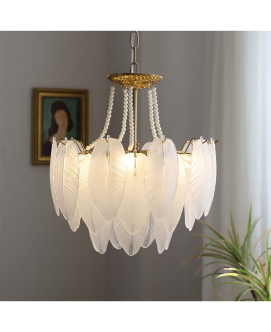 French retro living room chandelier, postmodern light luxury lamp, pearl American romantic feather glass restaurant bedroom lighting