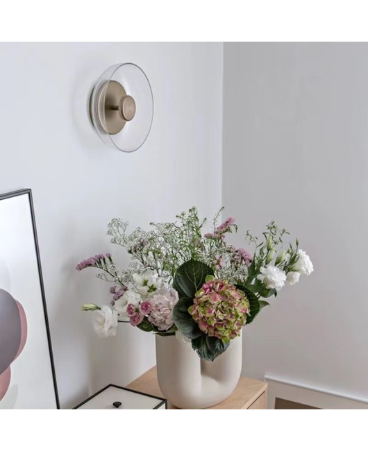 Light luxury postmodern wall lamp bedroom living room hallway foyer lamp minimalist modern model room hotel Nordic style wall lamp