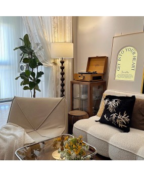 French antique style floor lamp, living room sofa, American retro bedroom, study, high-end feeling, wall corner atmosphere lamp