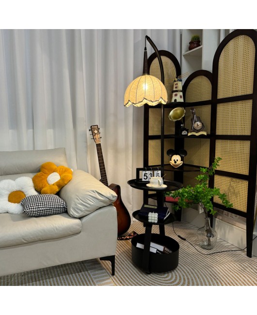 French retro floor lamp, living room sofa shelf, high-end feeling, antique style, bedroom bedside table, integrated desk lamp