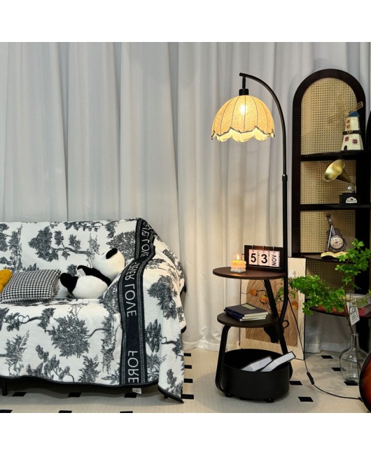 Bedroom bedside floor lamp French retro living room sofa side decorative atmosphere lamp antique style storage desk lamp