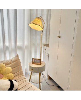 Flower floor lamp, living room bedroom, creamy atmosphere, high-end aesthetic design, sensory storage, bedside table, integrated desk lamp