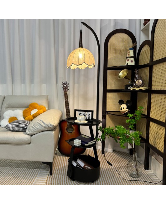 French retro floor lamp, living room sofa shelf, high-end feeling, antique style, bedroom bedside table, integrated desk lamp