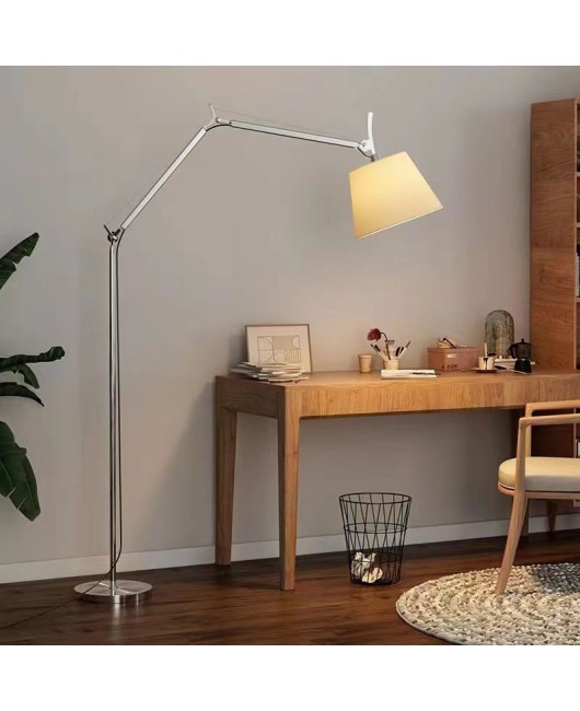 Internet celebrity cream vintage Instagram style floor lamp, bedroom living room designer, work desk lamp, long arm swing arm fishing light