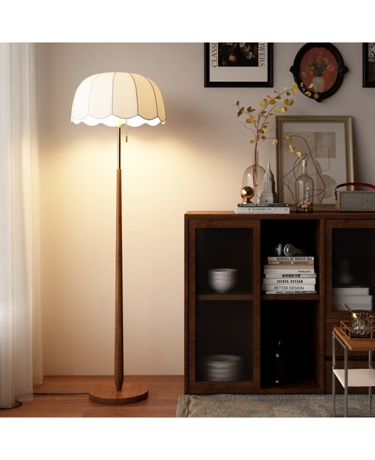 Floor lamp, living room sofa, French retro, antique style, American high-end atmosphere, study, bedroom, standing desk lamp